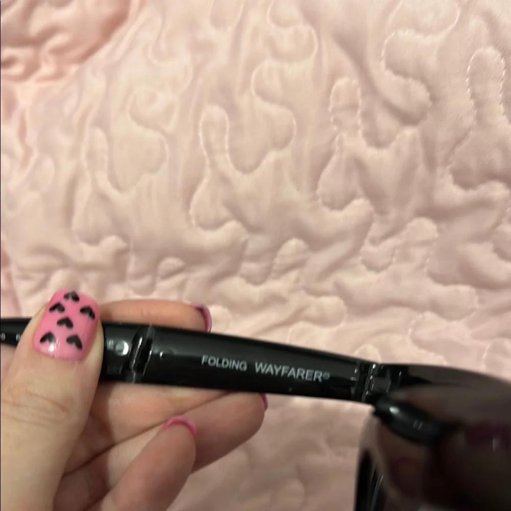 Ray-Ban Unisex Classic Wayfarer Folding Black Polarized Shades - Picture 4 of 6